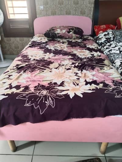 Habbit single Bed