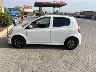 Toyota Vitz 2002