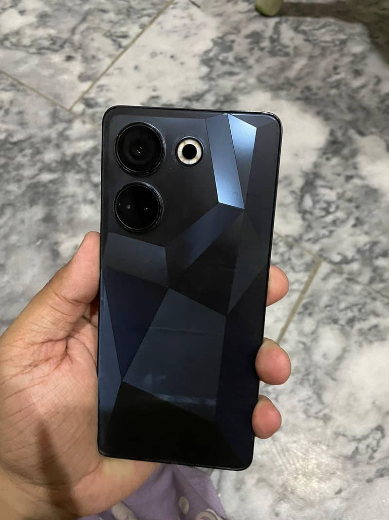Tecno CAMON 20 1