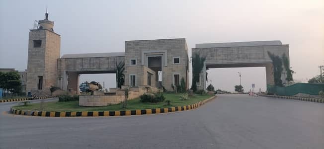 Naval Farms Housing Scheme Farm House Sized 7 Kanal Is Available