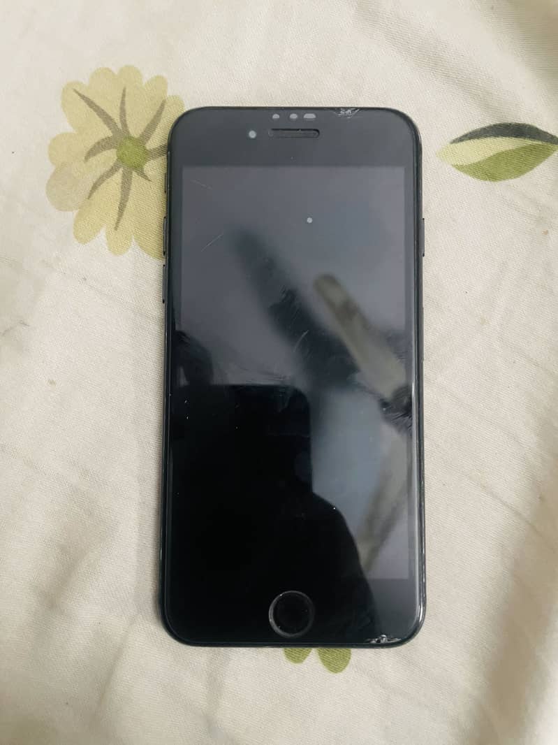 Apple iPhone 7 1