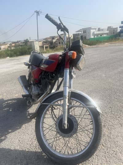 United 125
