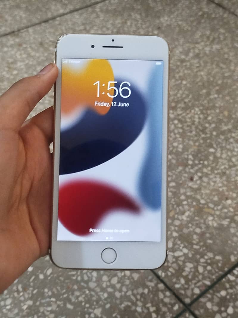 Apple iPhone 7 Plus 3