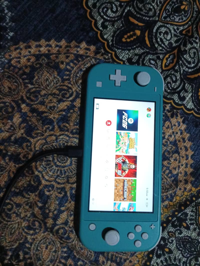 Nintendo switch lite 1