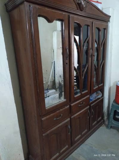 pure lakri ka divider