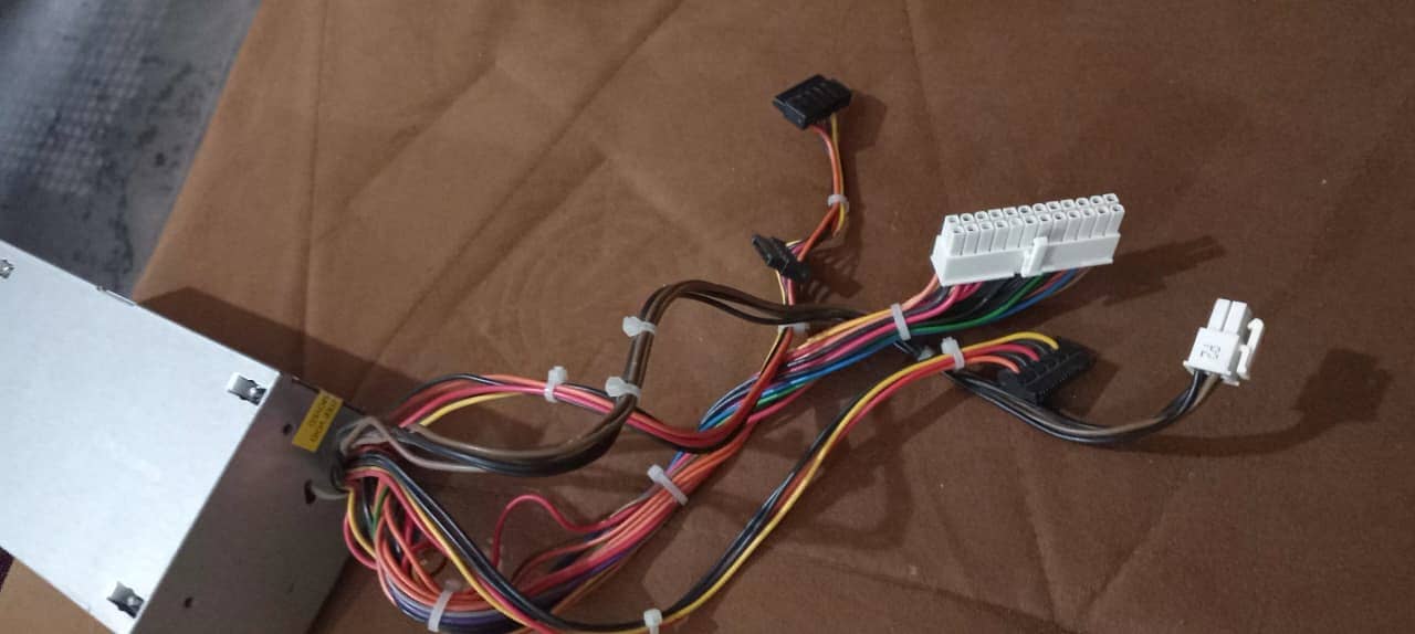 POWER SUPPLY 4