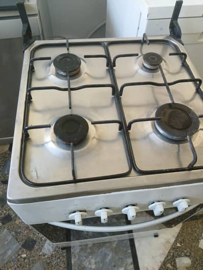 4 burners cooking range