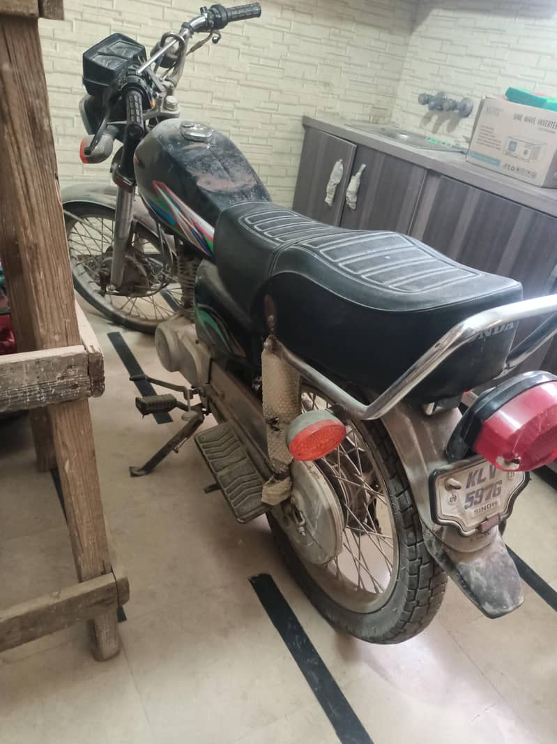 Unique UD125 9