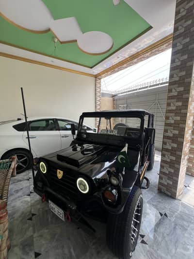 Jeep M 825 1980