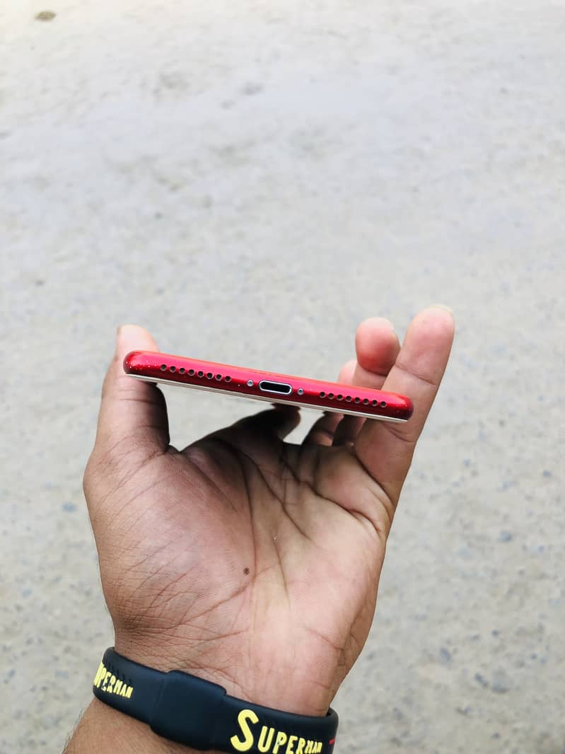 Apple iPhone 7 Plus 3