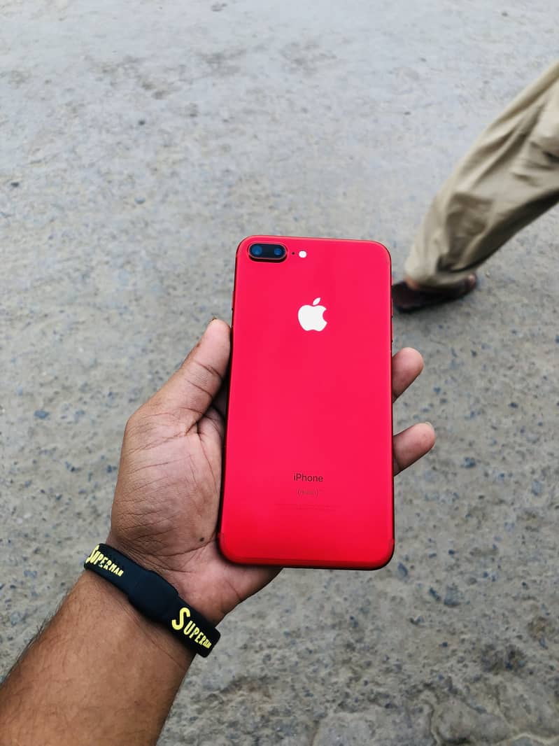 Apple iPhone 7 Plus 4