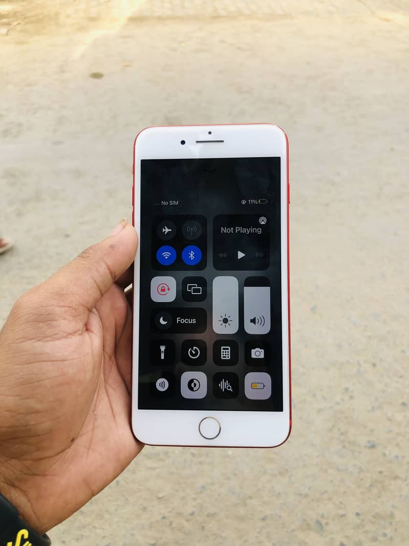 Apple iPhone 7 Plus 6