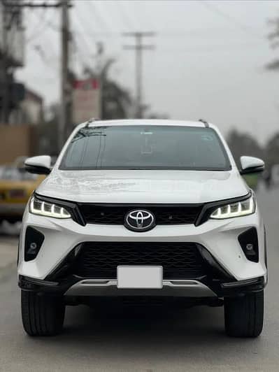 Toyota Fortuner Legender 2022