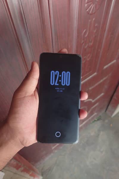 Vivo V50