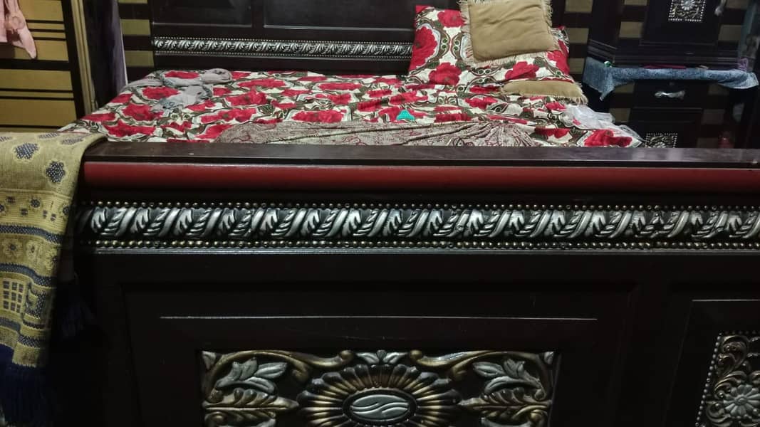 bed , 2 drawer 1