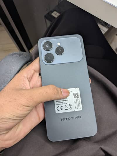 Tecno spark 40