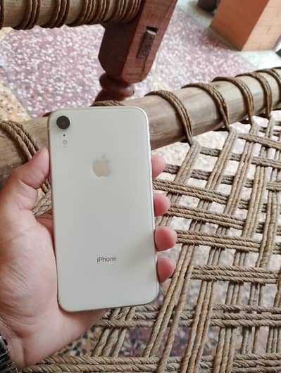 Apple iPhone XR