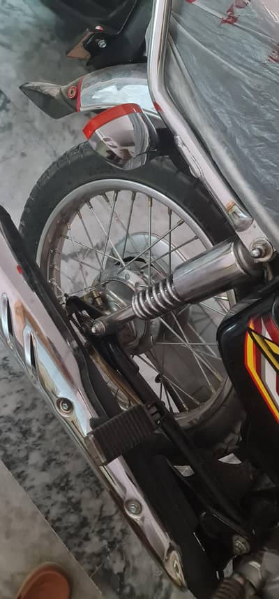 CG125