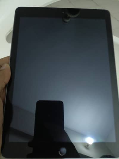 ipad 5th generation 128Gb