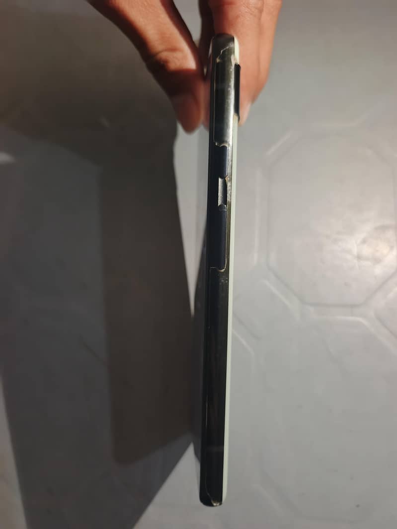 Google Pixel 6a 4