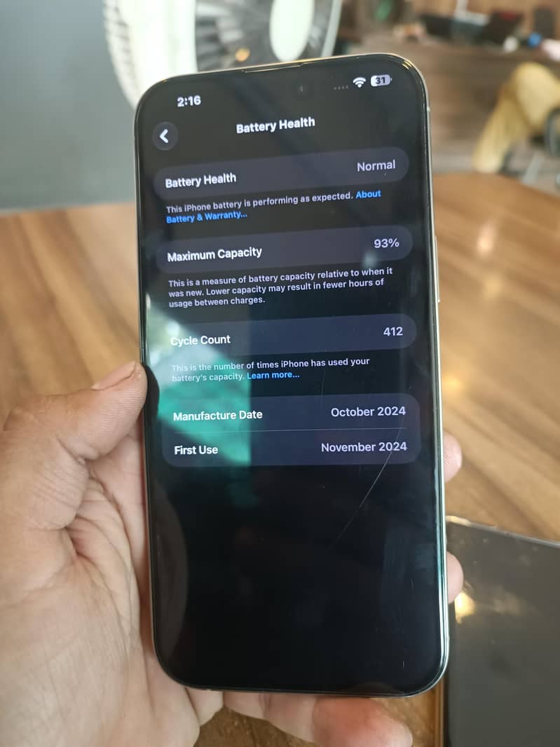 Apple iPhone 16 Pro Max 3