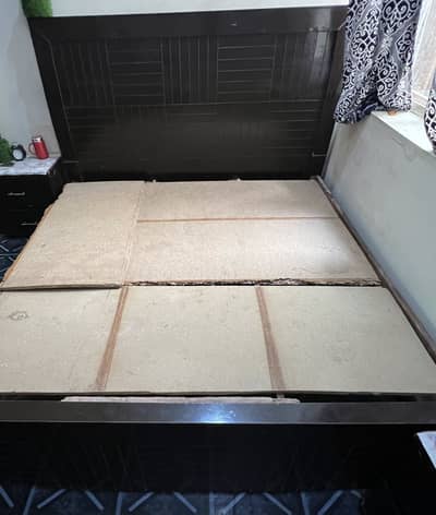 Large bed (2) Table urgently sale