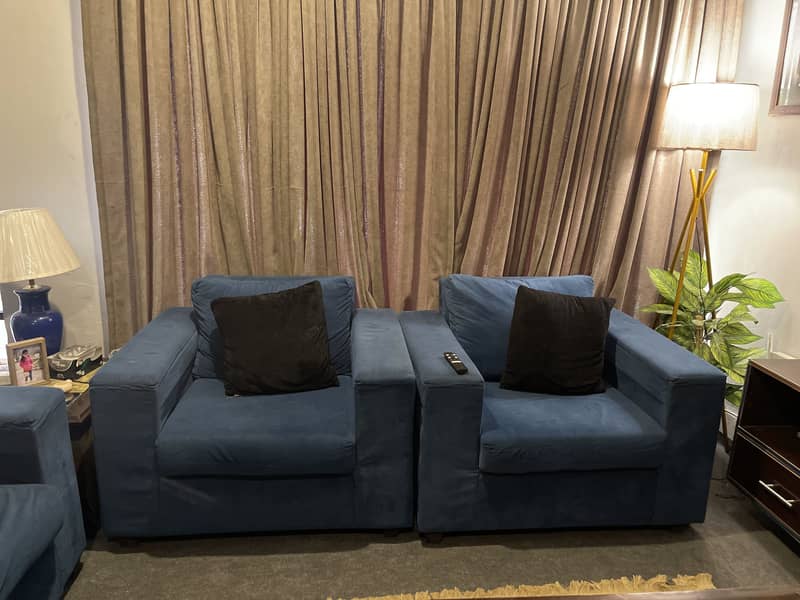 Comfortable blue sofa 1