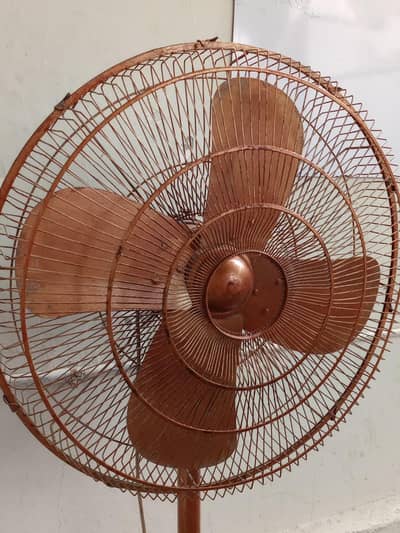 pedestal fan