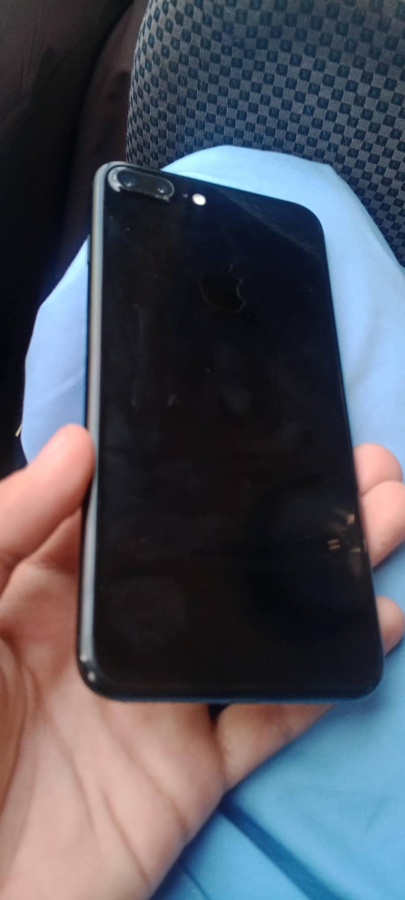 Apple iPhone 7 Plus 0