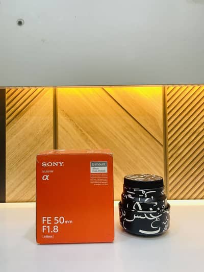 Sony 50mm f 1.8 E mount (almost New) 10/10 condition