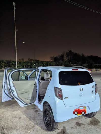 Daihatsu Mira 2013