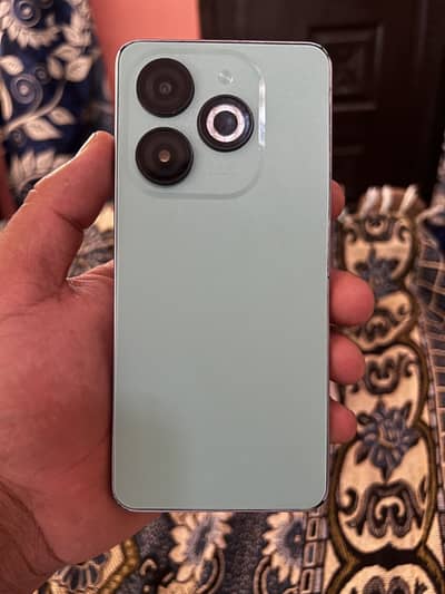 Infinix Hot 8