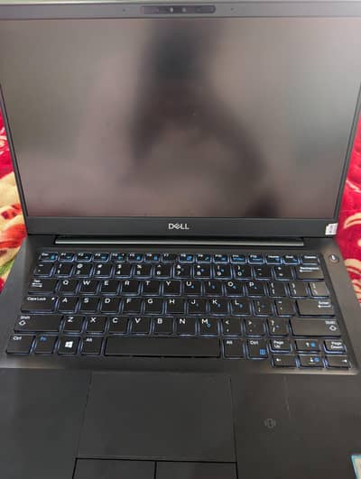 Dell latitude 7390 i5 8th Gen