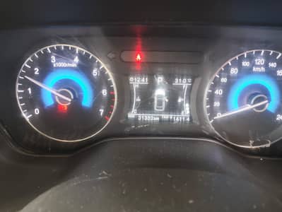 ***DFSK Glory 580 2021 – Excellent Condition | Family SUV***