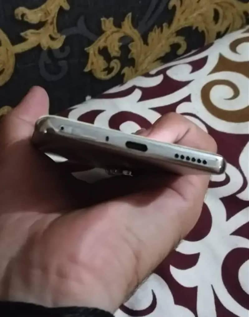 Tecno CAMON 40 Pro 2