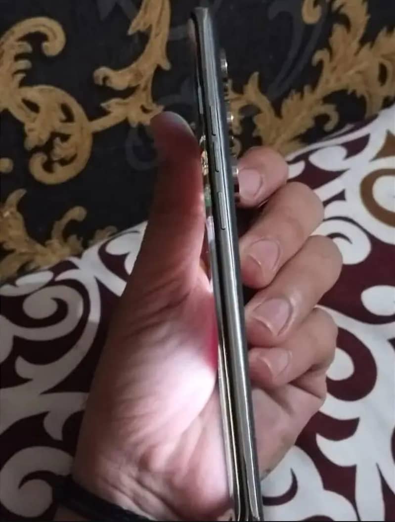 Tecno CAMON 40 Pro 5