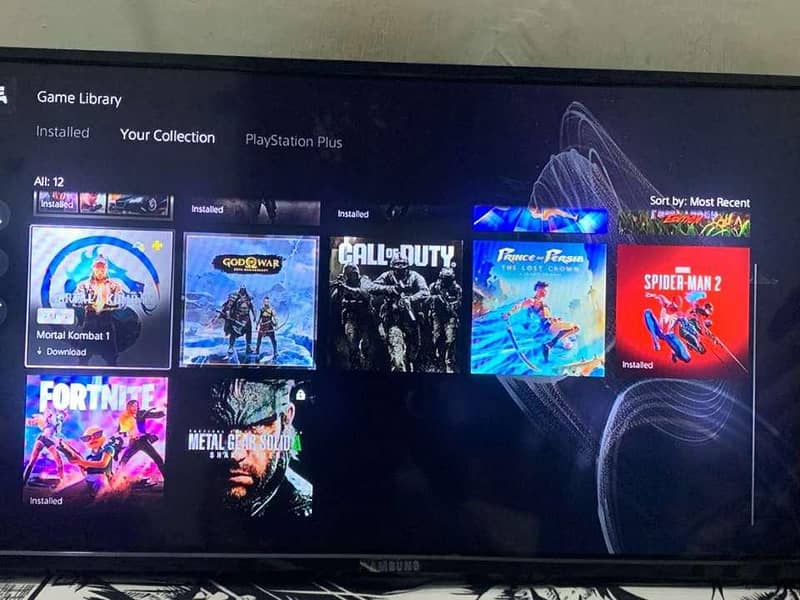 Ps5 disk edition with 2 controller 3