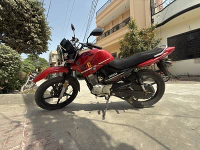 Yamaha YBR 125G Red (20) – Excellent Condition – serious buyer please