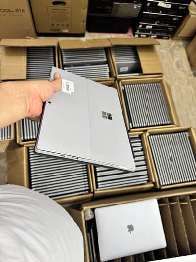 Microsoft surface pro 7 - core i5 10th gen - 8/256 - All okay