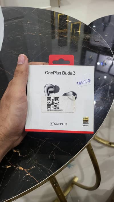 ONE PLUS BUDS 3
