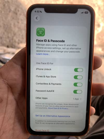 Apple iPhone 11 64 GB bypass convert 17 pro Max