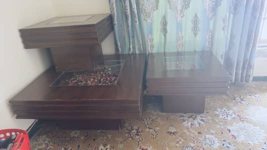 Central Table and side tables