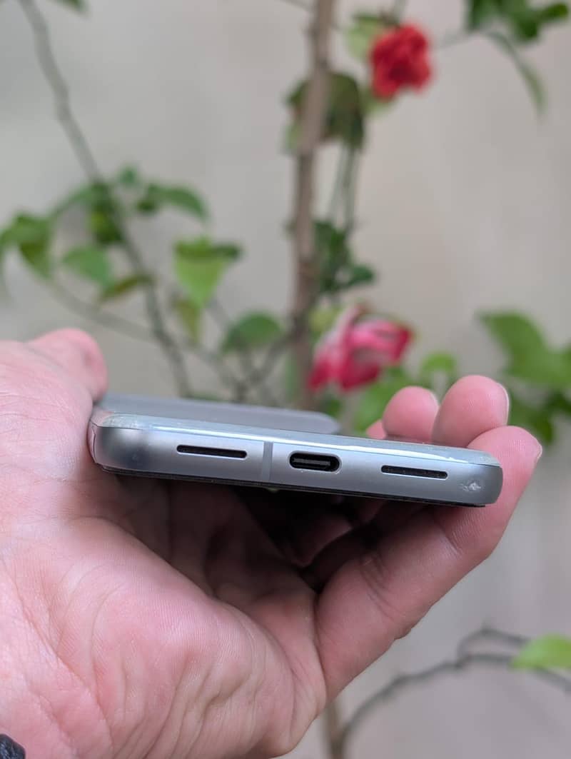 Google pixel 8 2