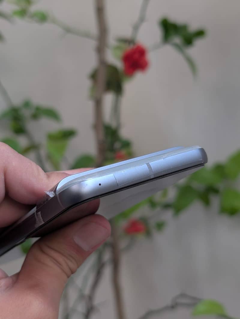 Google pixel 8 3