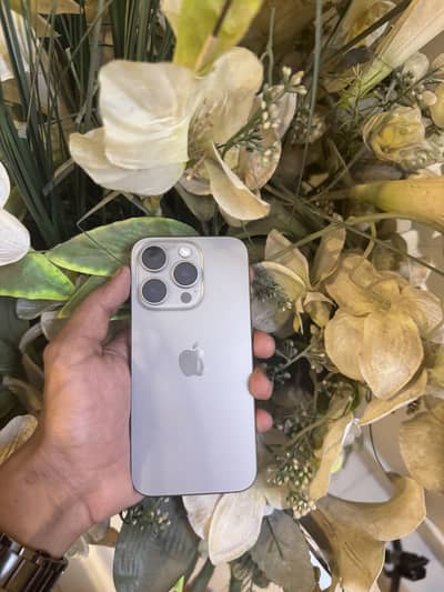 Apple iPhone 15 Pro