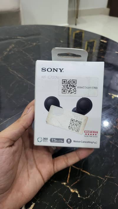 Sony (WF-C700N)