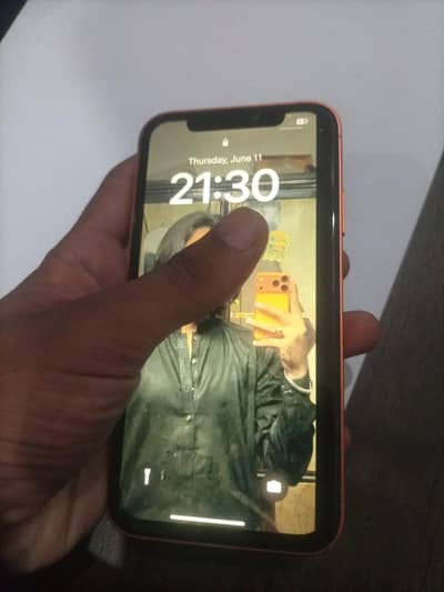 Apple iPhone XR