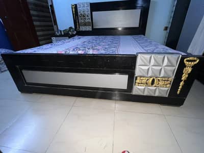 Bedroom Furniture For Sell (price negotiable)