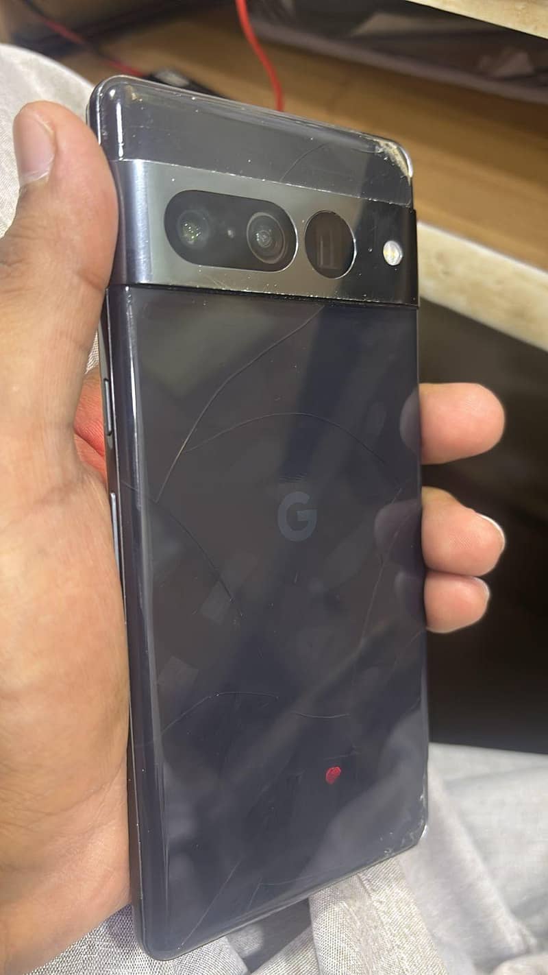 Google Pixel 7 Pro 2