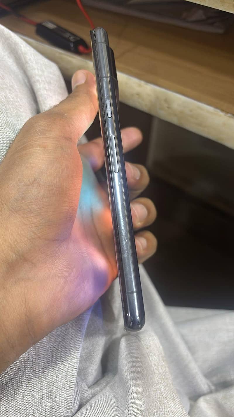 Google Pixel 7 Pro 6